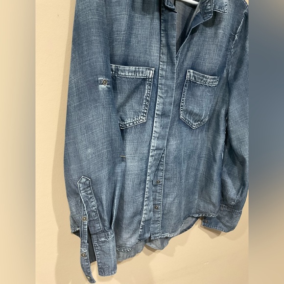 ☃️☃️ Cloth & Stone Women’s Buttoned Sleeves Pockets Longer Back Shirt, M - Picture 11 of 11